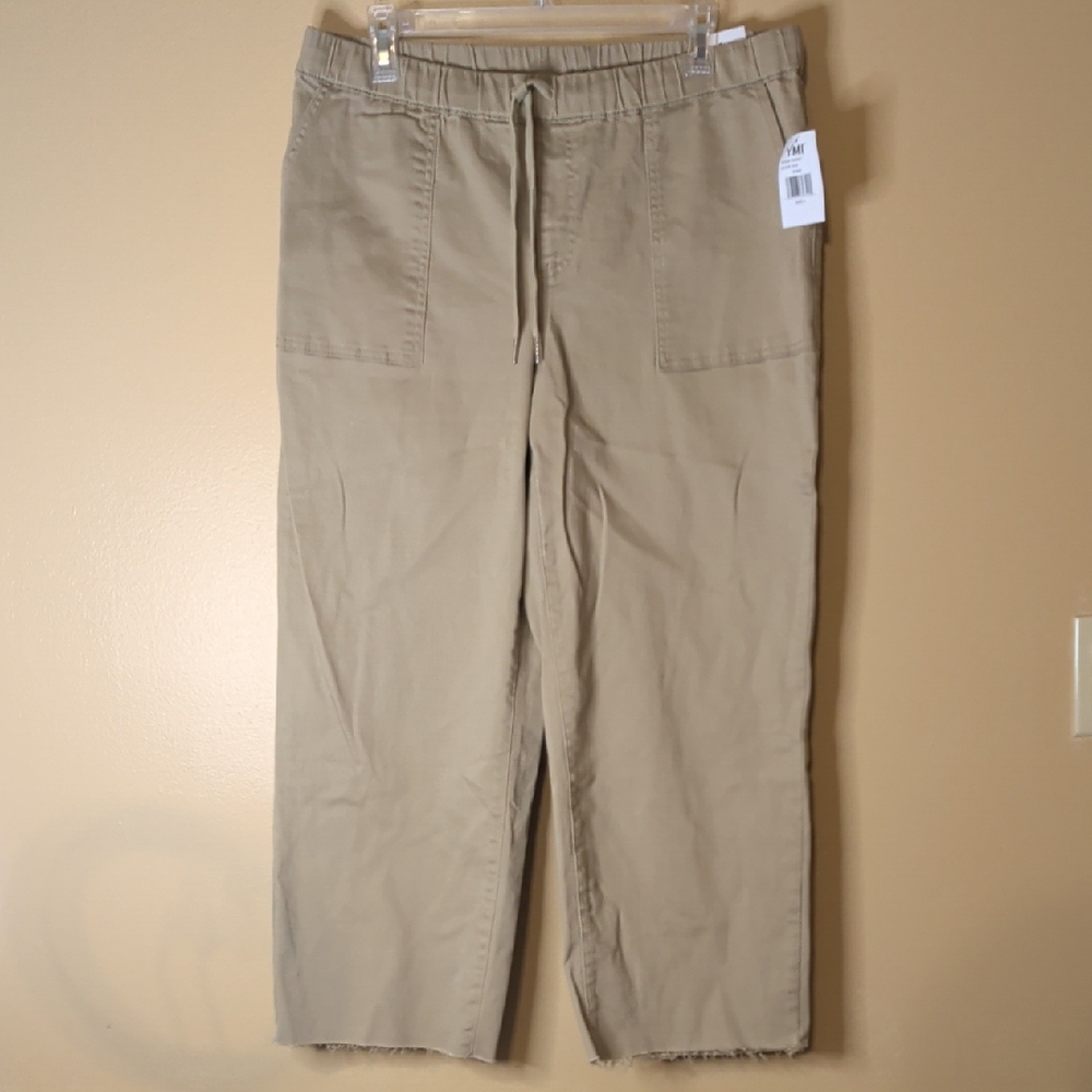 YMI Cropped Straight Leg Women's Khaki Pants Size Large